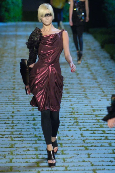 Look 29